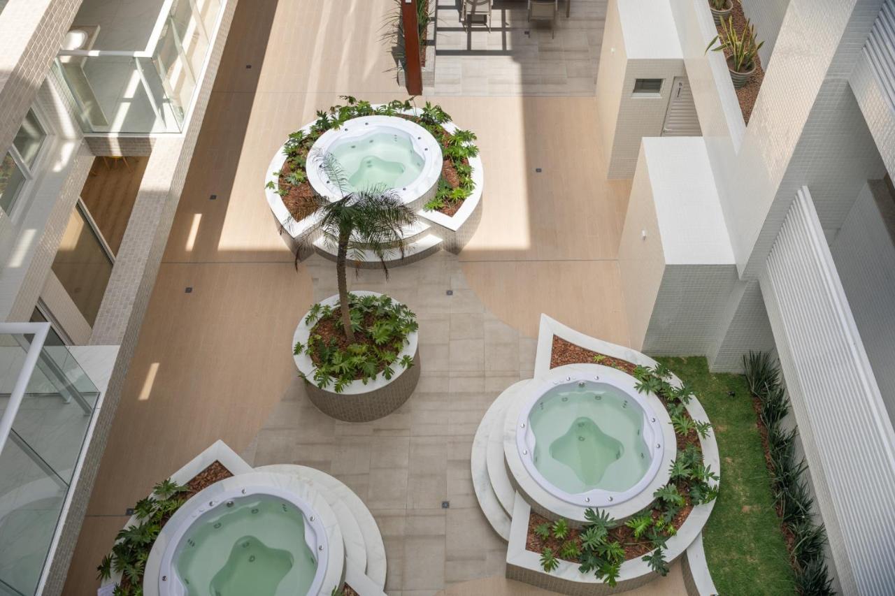 Apartamento Branco Haus Flat 409B - Pé na Areia no Caribessa